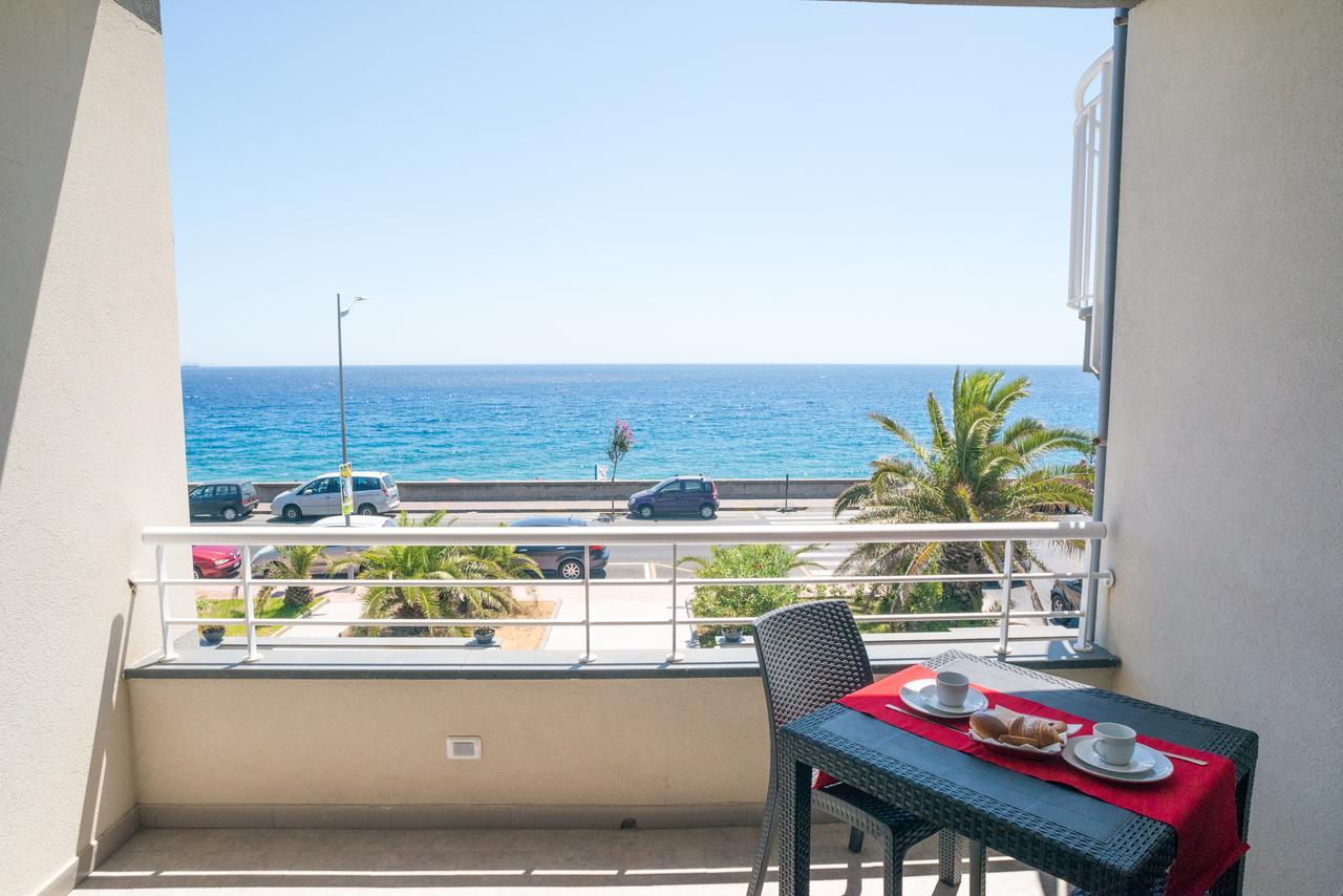 サンタ・テレーザ・ディ・リーヴァ Riva Del Sol Bed & Breakfast エクステリア 写真